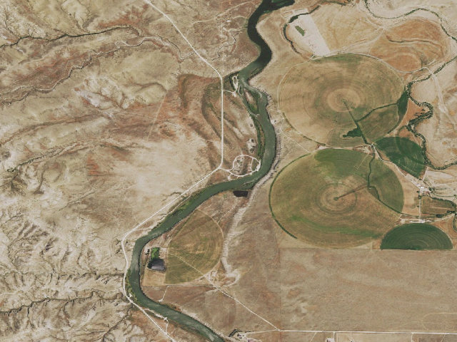 Aerial image of Chalk Bluffs Campground