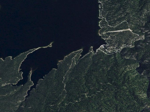 Aerial image of Cozy Cove Campground