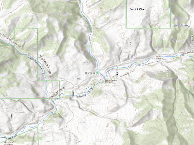 USGS topographic map of Diamond