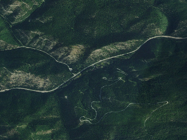 Aerial image of Earl Tennant Campground