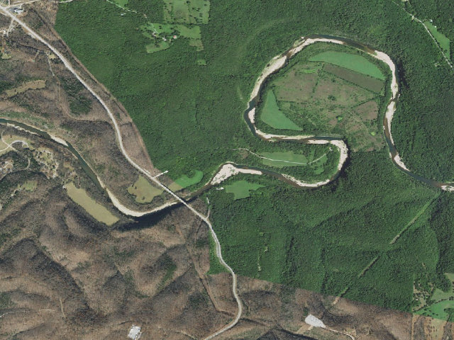 Aerial image of Grinders Ferry (Buffalo National River, Middle District)