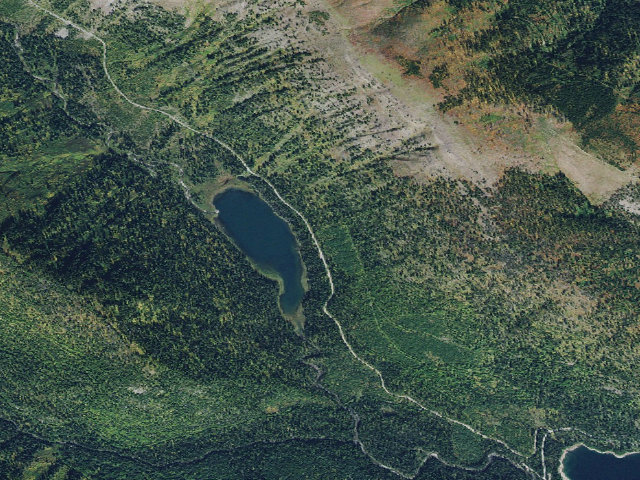 Aerial image of Handkerchief Lake Campground