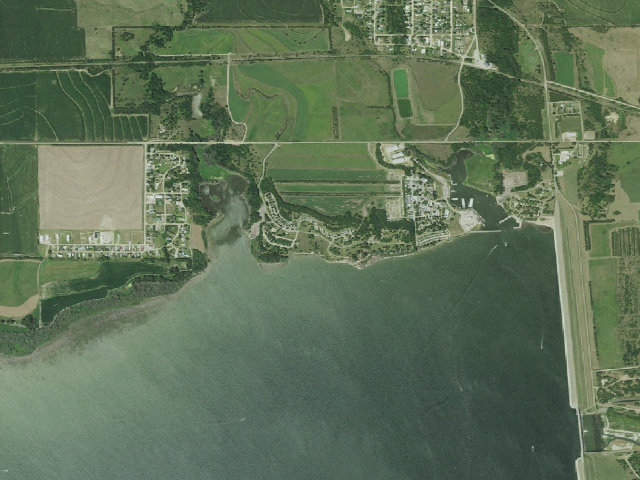Aerial image of Hunter Cove Park (Harlan County Lake)
