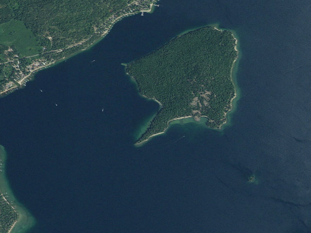Aerial image of Kalispell Island-008