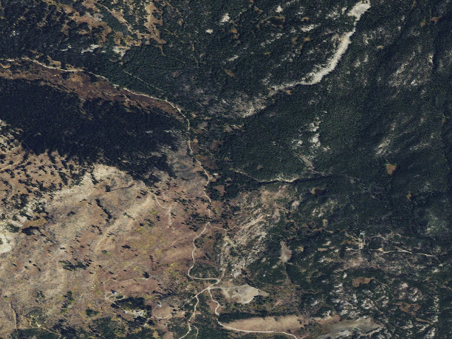 Aerial image of Lady Of The Lake Th-001