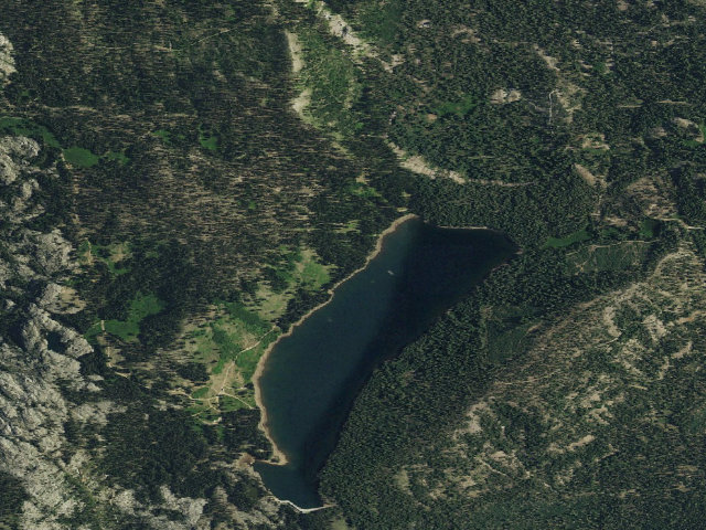 Aerial image of Meadow Lake Shoreline