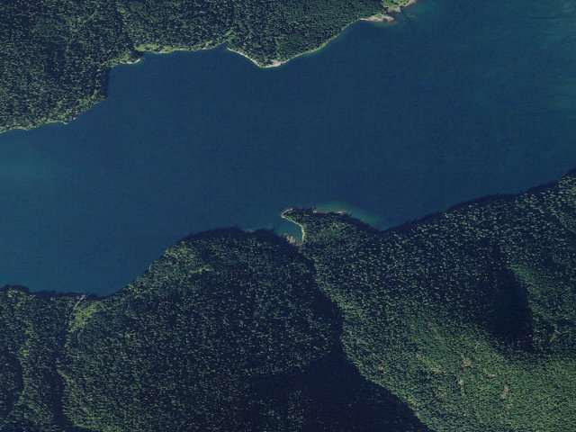 Aerial image of Noisy Creek Campsites