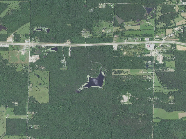 Aerial image of Pinewoods Lake