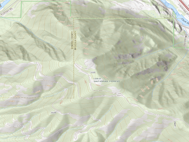 USGS topographic map of Plateau Saddle