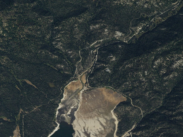 Aerial image of Riverside Campground