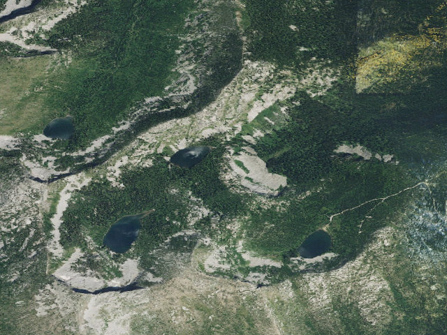 Aerial image of Roman Nose Middle Lake (1)