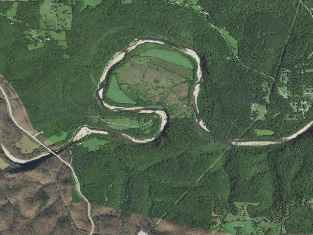Aerial image of Shine Eye (Buffalo National River, Middle District)
