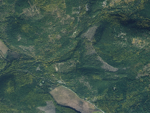 Aerial image of Solomon Lake 01