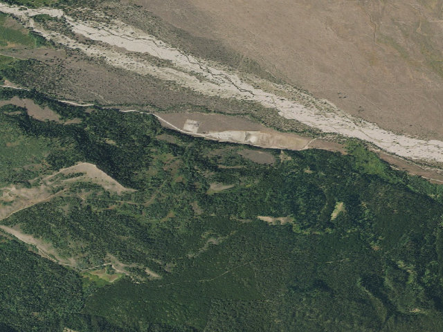 Aerial image of Toppings Spread 15S