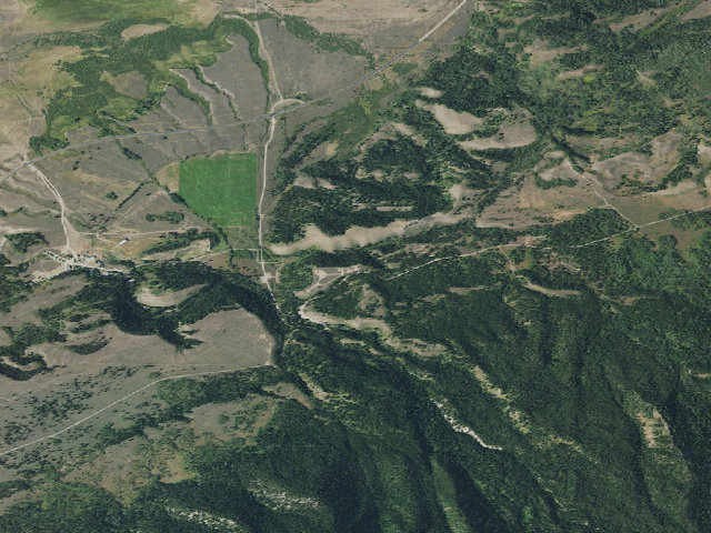 Aerial image of Toppings Spread 16