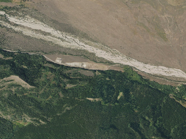 Aerial image of Toppings Spread 3S