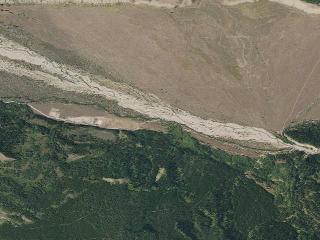 Aerial image of Toppings Spread 5S