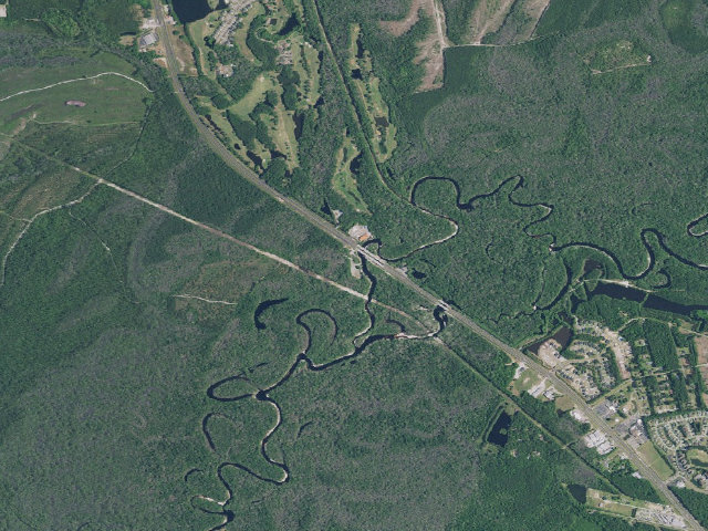 Aerial image of Waccamaw River Heritage Preserve sandbar camping (Chris Anderson Boat Landing)